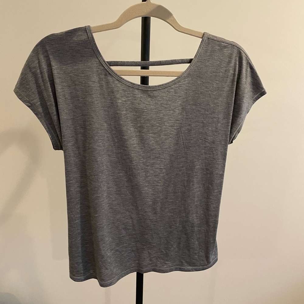 Lululemon open back, gray, size 4 shirt